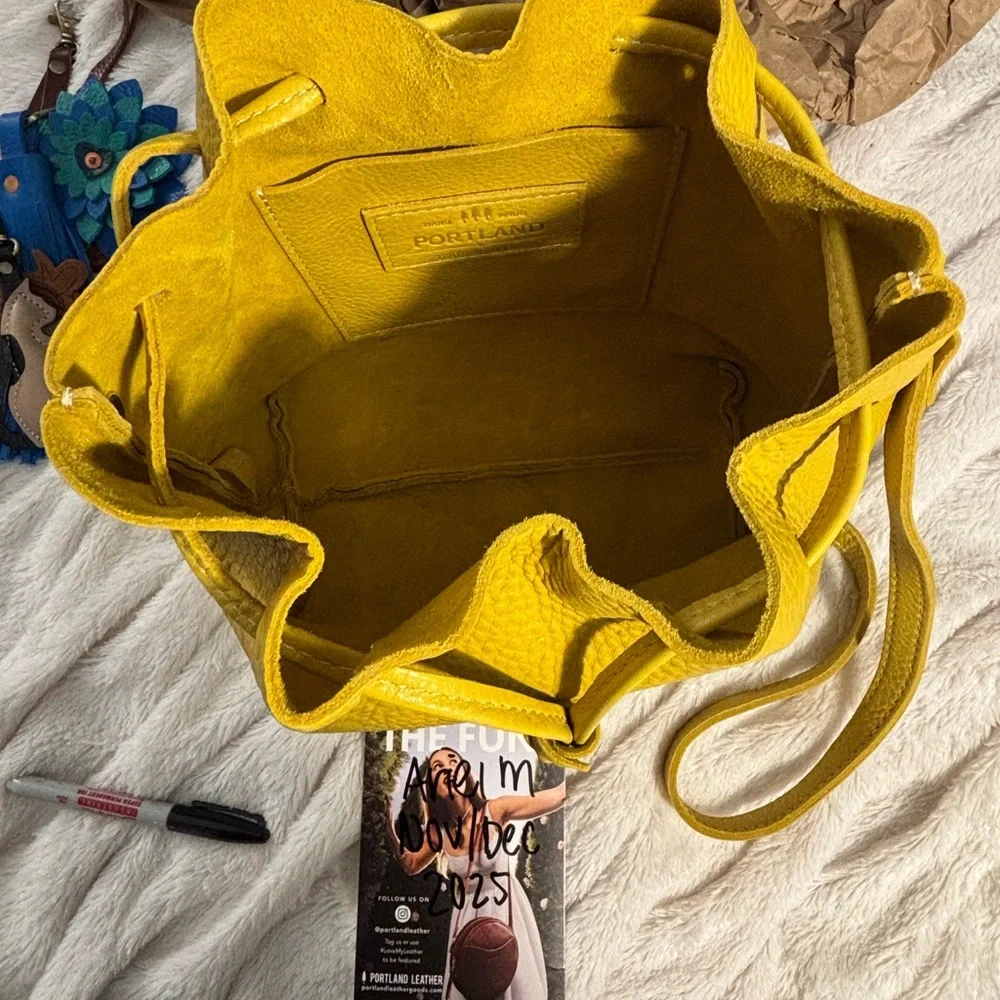 PLG NWT Large Bucket Bag in Naples - Picture 5 of 5